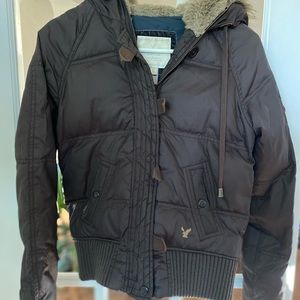 American Eagle vintage women brown bomber jacket with furry hood in petite small